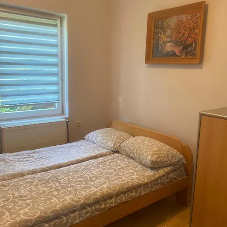 Nais Apartment *