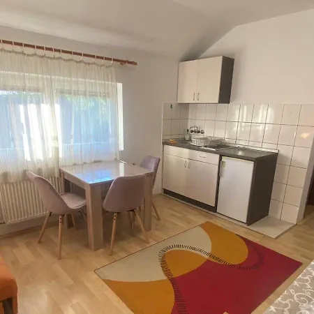 Nais * Ζλάτιμπορ