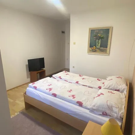 Nais Διαμέρισμα Ζλάτιμπορ