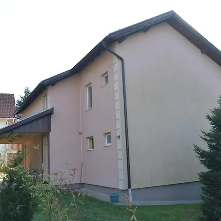 Διαμέρισμα Nais Ζλάτιμπορ